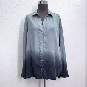 Cloth and Stone Anthropologie Top Women M Blue Ombre Button Up Long Sleeve